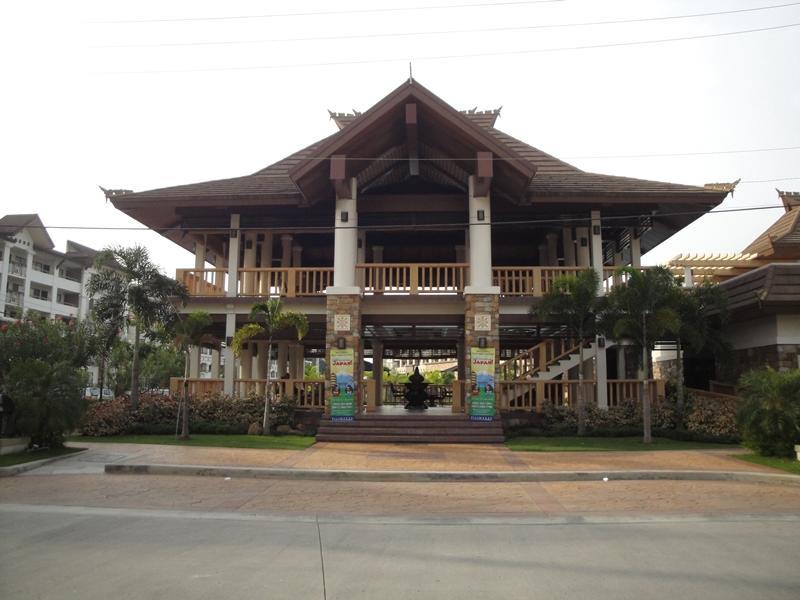 The Oasis Davao Condotel Exteriér fotografie